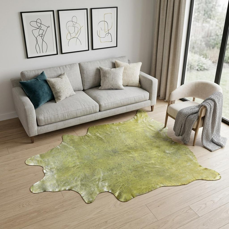 Syanna Hand Knotted Cowhide Indoor Rug