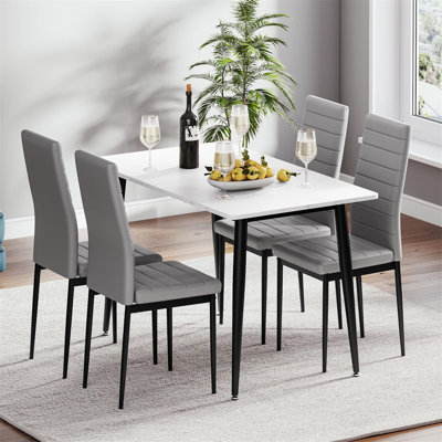 Aventura 4 - Person Dining Set