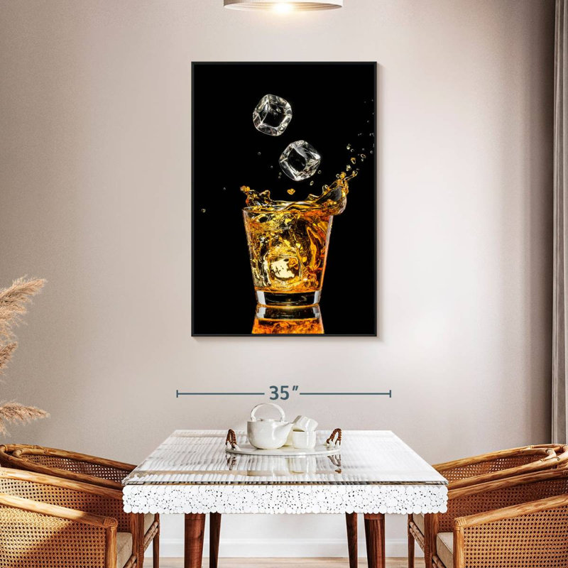 Whisky et glaçons, 31 po x 46 po, Cadre flottant noir
