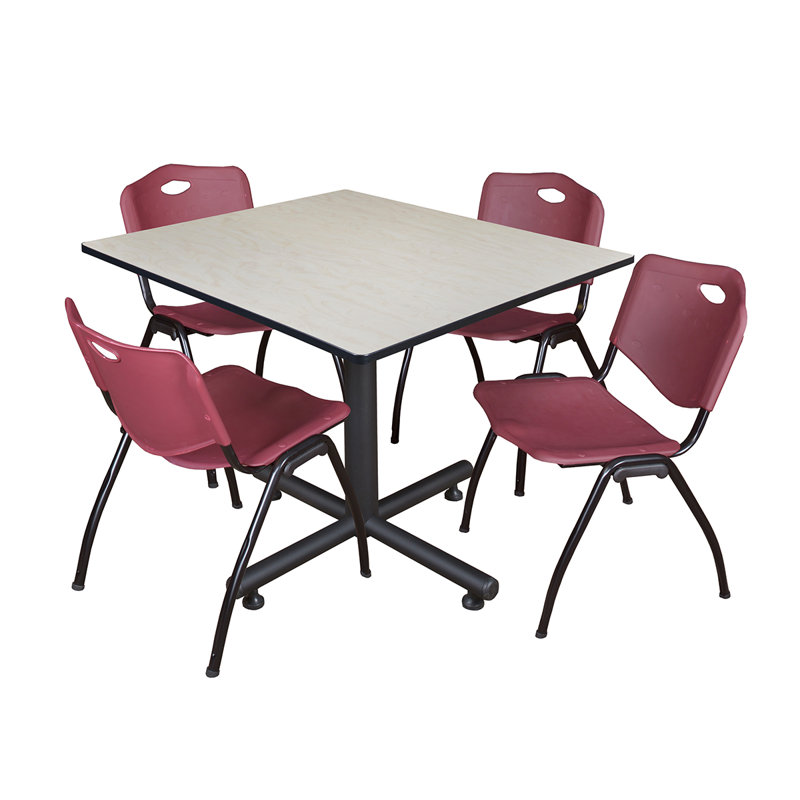 Table de salle de repos carrée Nicklo, chaises empilables 4 M, Érable, Bourgogne, 48 po