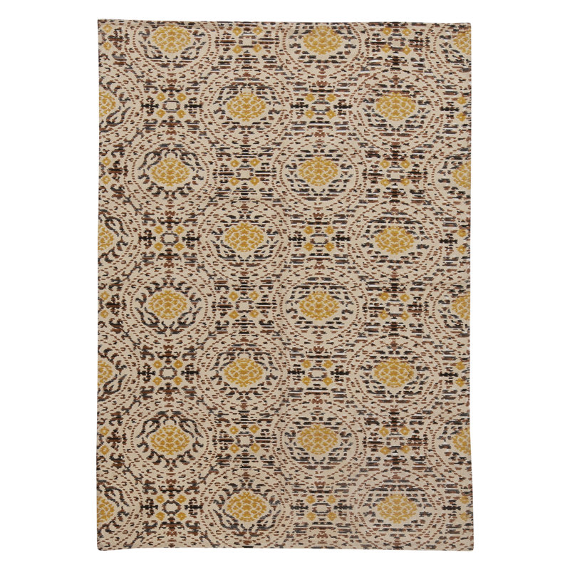 High-Quality Hand-Knotted White And Cream Area Rug