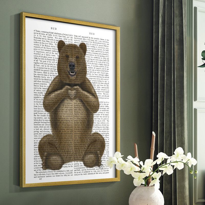 «Bear and Hand Heart», reproduction encadrée - bois massif, H 14 po x l 11 po