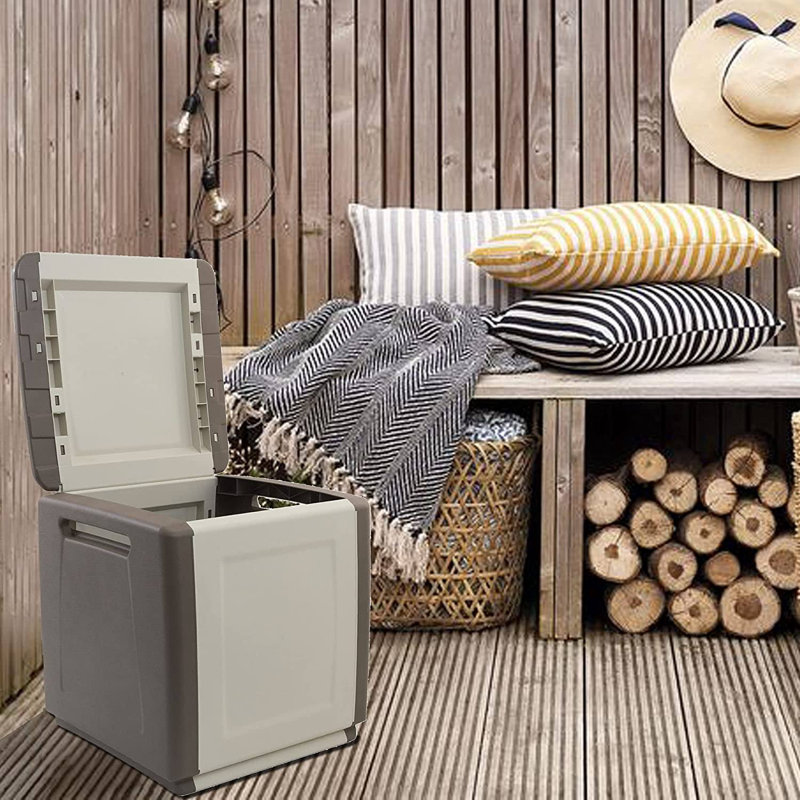 Rebrilliant Plastic Bin, Light Grey