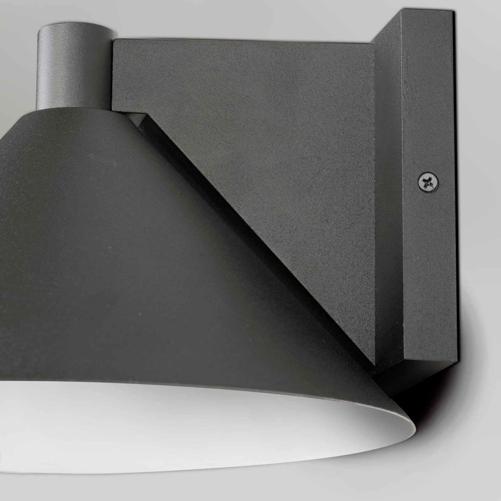 Chauncey Outdoor LED Wall Light, Black, 10