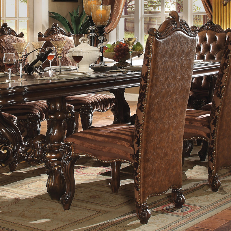 Chaise avec accoudoirs touffetée (ensemble de 2)