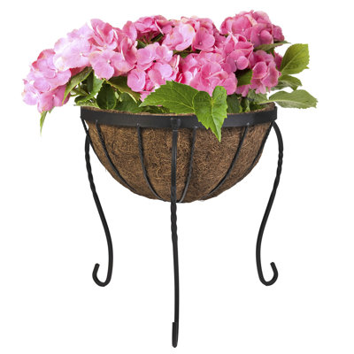 Ubalda Metal Weather Resistant Plant Stand