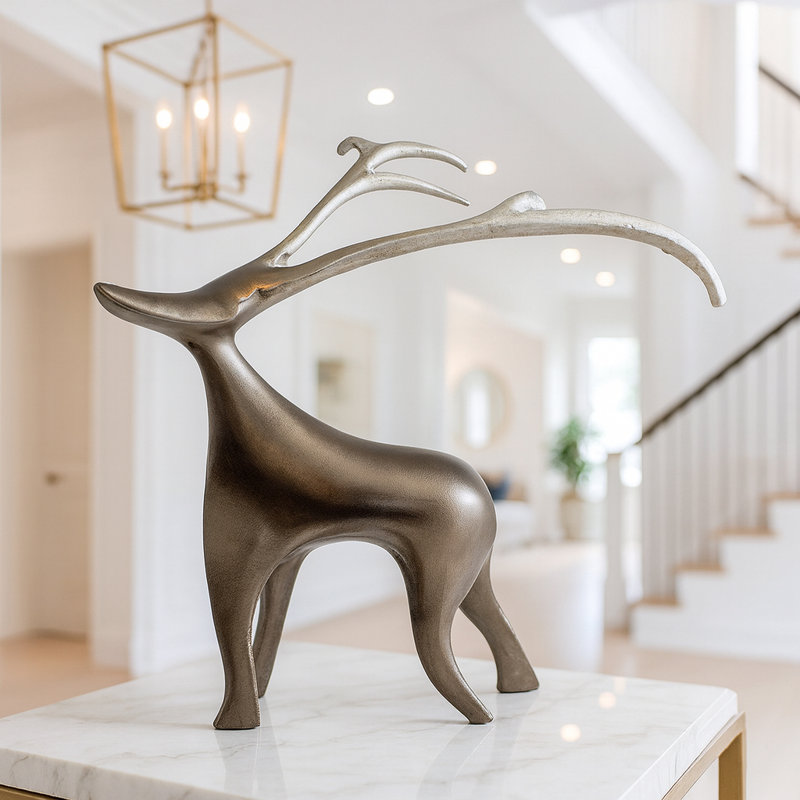 Figurine et sculpture animalière en aluminium renne Dravid
