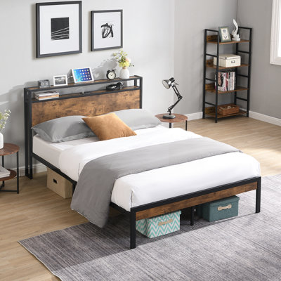 Vevat Platform Bed
