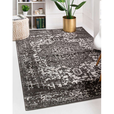 Endesha Oriental Indoor Rug