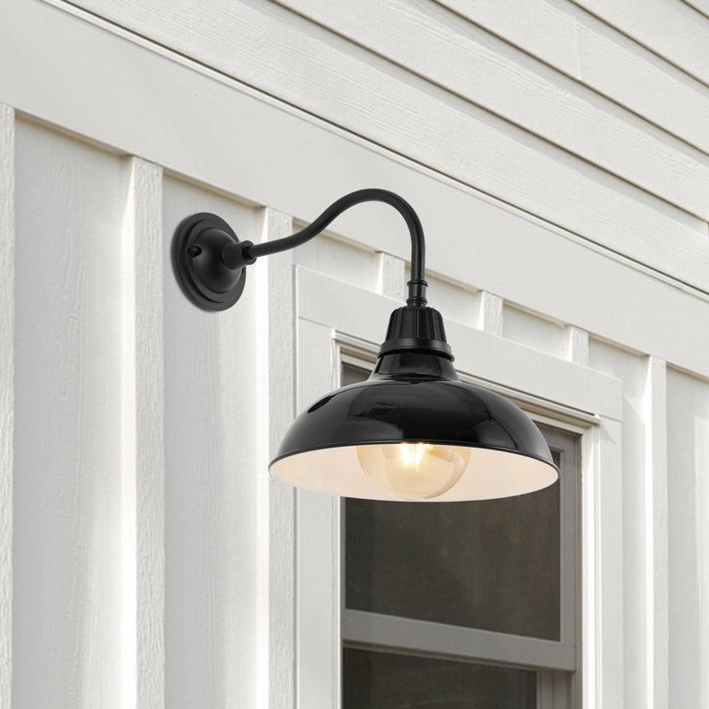 Manderfeld Iron Wall Light, Black