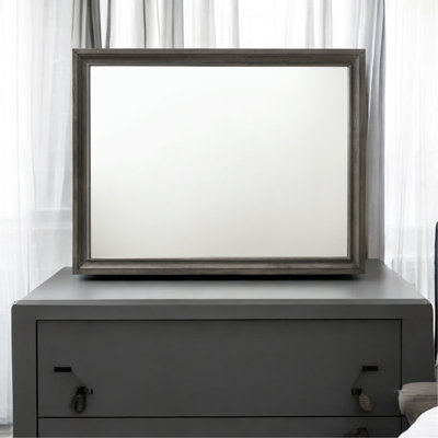 Naima  Mirror