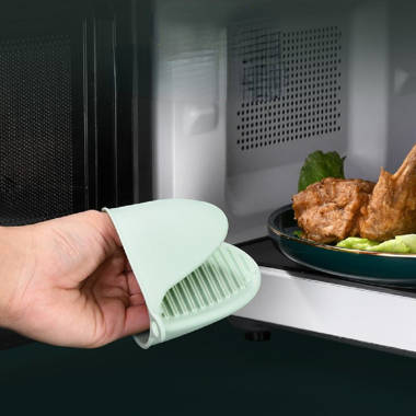 Umber Rea Silicone Oven Mitt Set