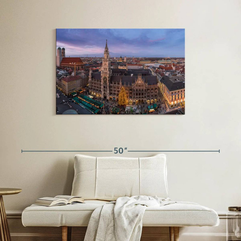 Rorry Munich City Center, 26" H x 39" W