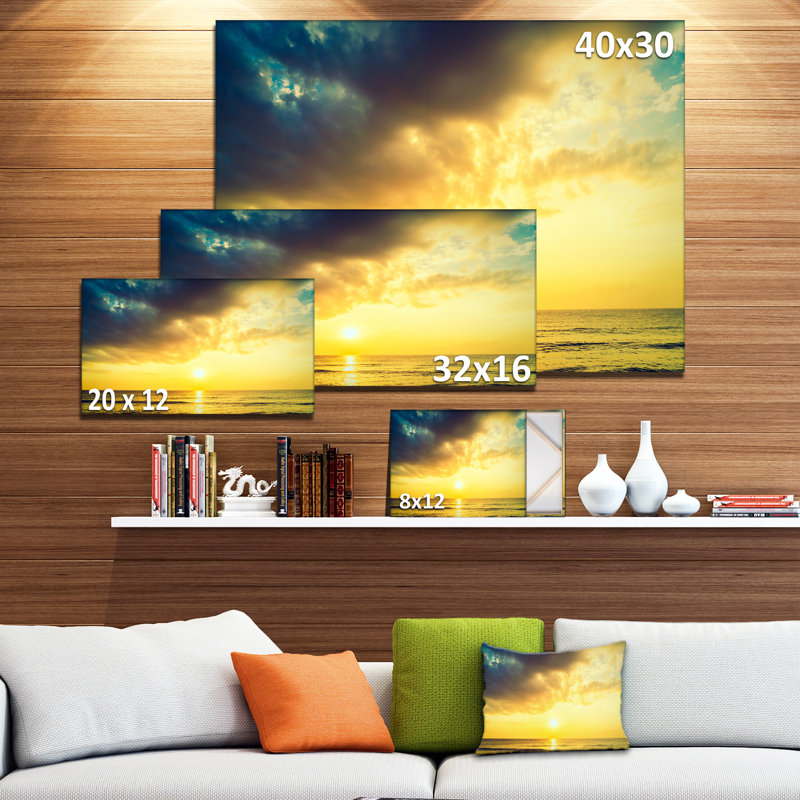 « yellowing sky over serene mer shore mer », reproduction de photo sur toile tendue, H 16 po x l 32 po x P 1 po