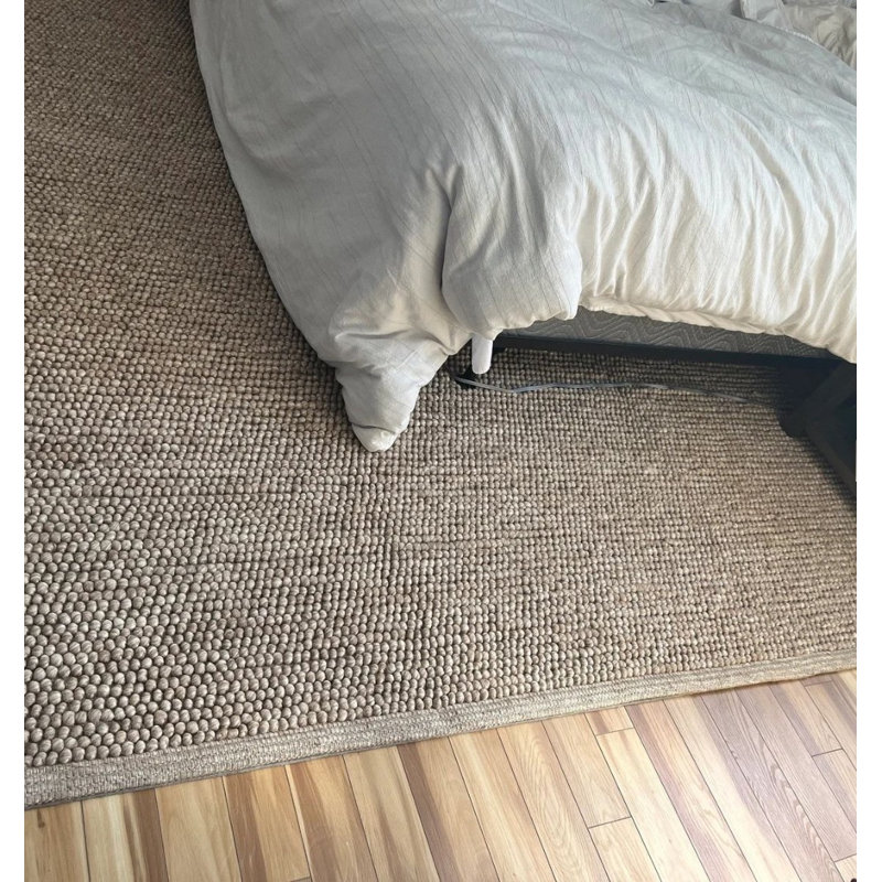 Area Rug in Beige, Rectangle 8' x 10'