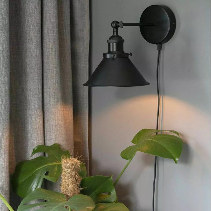 Seidenberg Plug-in Armed Sconce