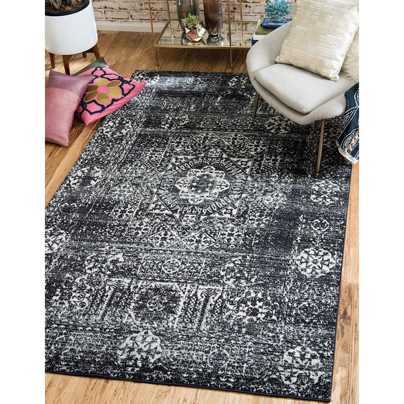 Tapis à motif oriental noir Kasha, Rectangle 4 pi x 6 pi