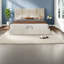 Lits spacieux en velours avec rangement moderne, grand
