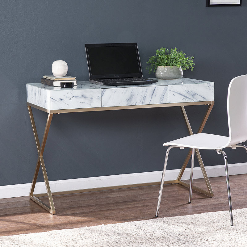 Bureau d'écriture en faux marbre avec rangement