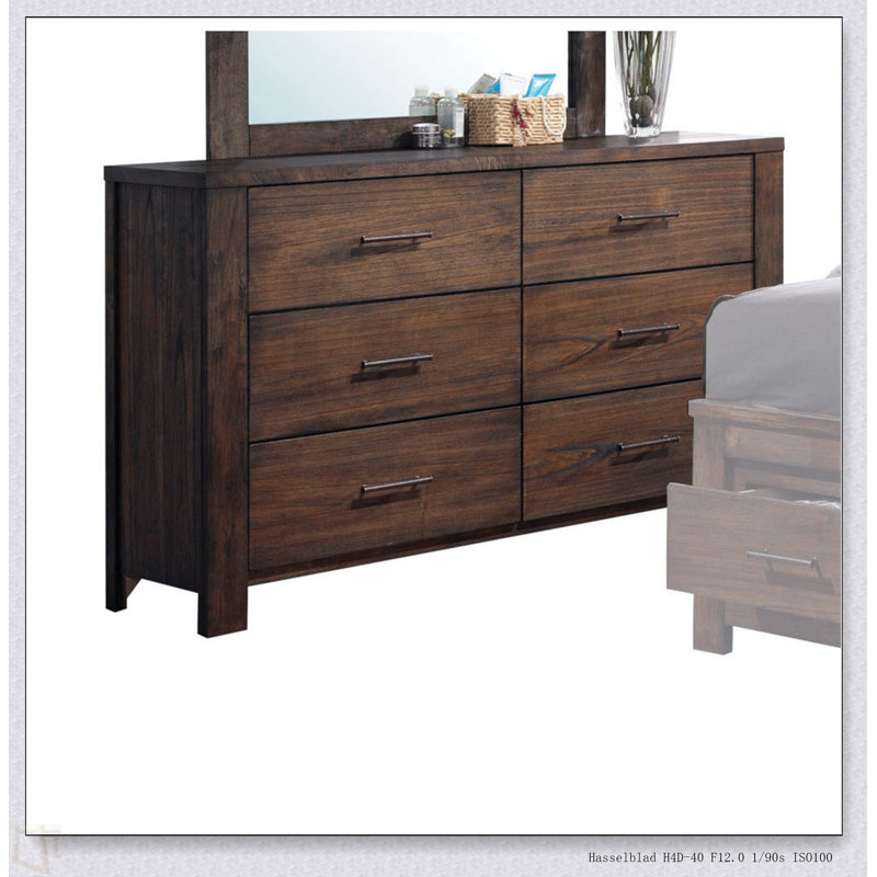 Commode à finition chêne Merrilee