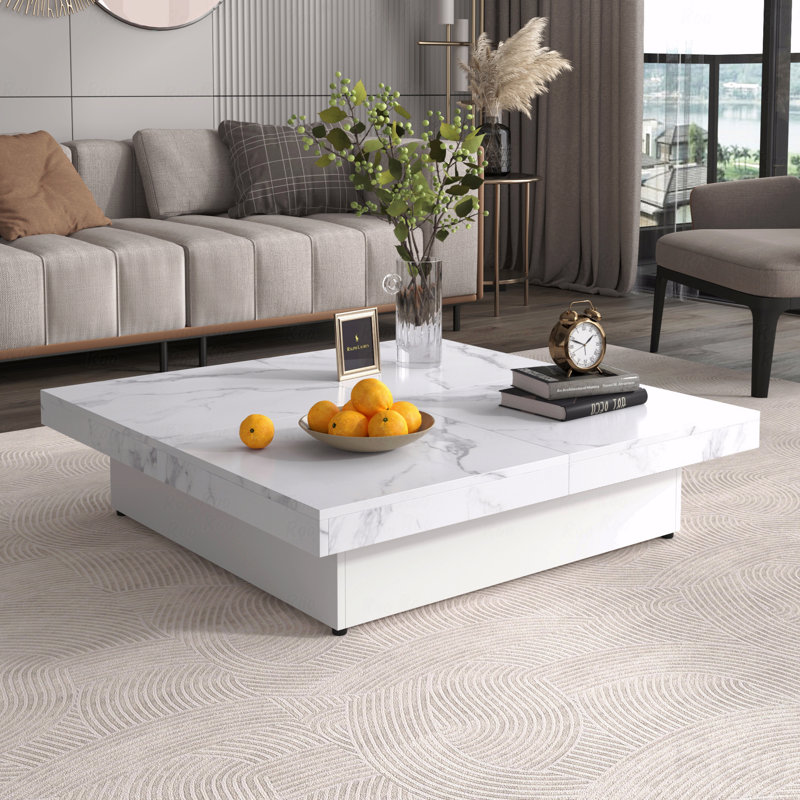 Table basse en placage de marbre