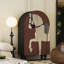 Armoire arquée avec tablettes et portes