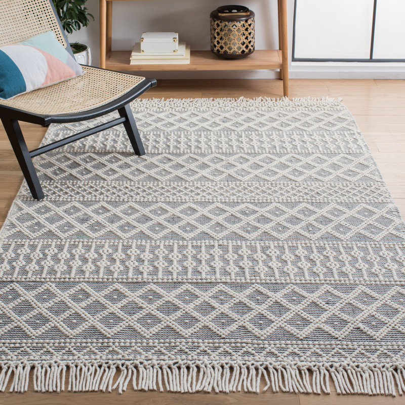 Natura Hand Loomed Wool/Cotton Geometric Rug in Gray/Ivory, Rectangle 6' x 9'