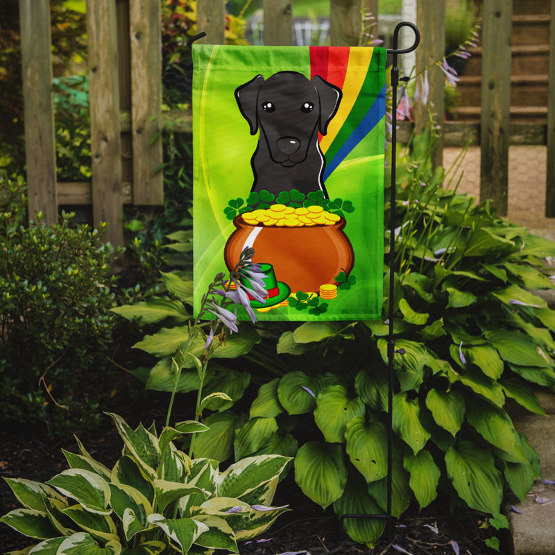 Drapeau de jardin Arella St. Patrick's, Labrador (noir)