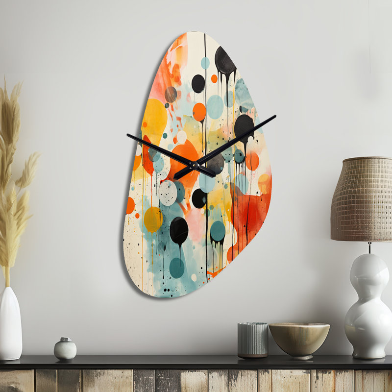 Abstraction atomique colorée du milieu du siècle I - horloge murale en métal de forme unique moderne Mid-Century, Moyenne