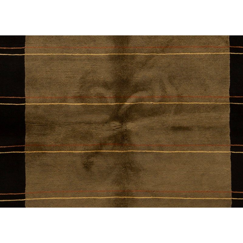 Hand Knotted Wool Area Rug in Gray And Black