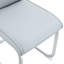 Ensemble de table et de chaises. Petite table ronde stable en forme de verre - 31,9 po x 31,9 po avec 2 chaises en polyuréthane gris clair douces et confortables avec des pieds arqués en métal argenté. Créez votre espace de luxe exclusif et discret.-1440211678