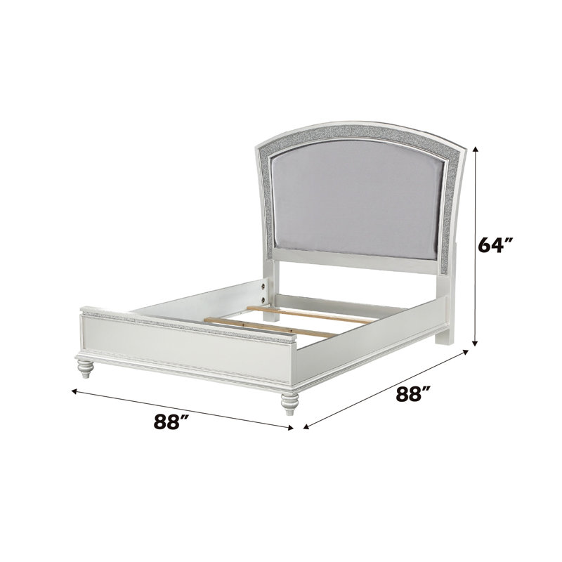 Lit très grand en tissu et finition platine - Splendide chambre à coucher essentielle. Tête de lit arquée avec des détails en strass moelleux et brillants. Rectangulaire à profil bas pour un look tendance. Peuplier robuste,