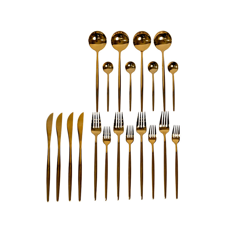 Ensemble de coutellerie royale, Miroir brillant doré