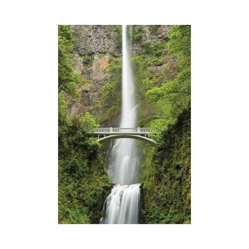 Multnomah Falls, Oregon par Stefan Hefele - reproduction de photo, Toile tendue, H 26 po x l 18 po x 1,5 po