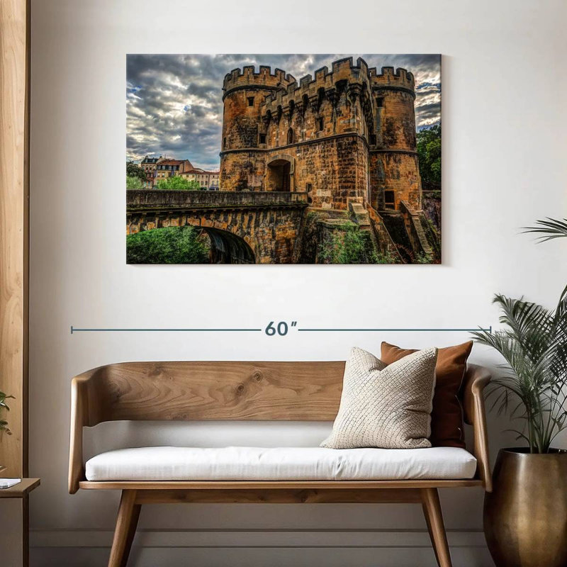 Lilie Bridge Castle, H 30 po x l 45 po