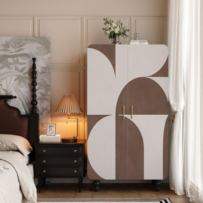 Garde-robe moderne semi-circulaire
