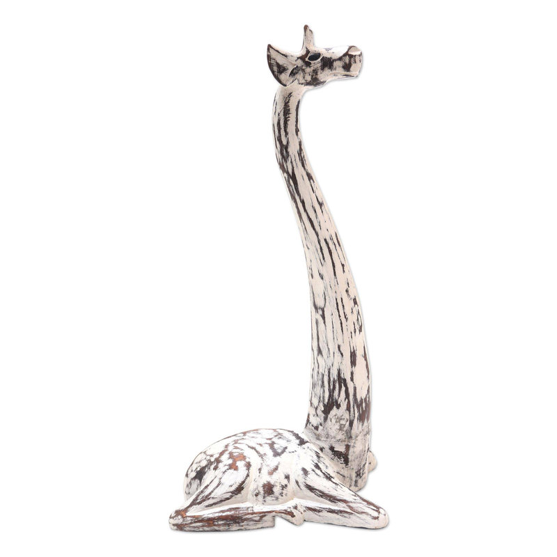 Giraffe Wood Garden Statue