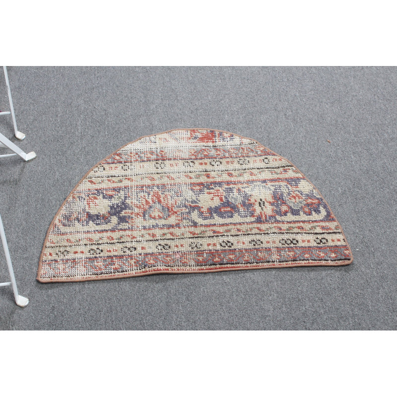 Vintage Handwoven Turkish Round Rug in Gray - Ideal for Entryways and Floor Decor