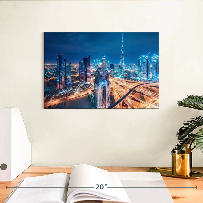 Horizon de Sirci, futuriste à Dubaï, H 8 po x l 12 po