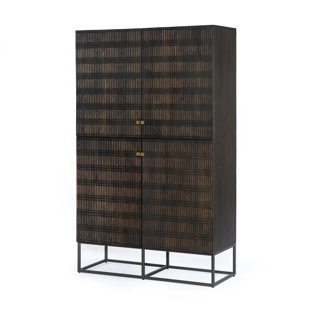 Alesja Armoire