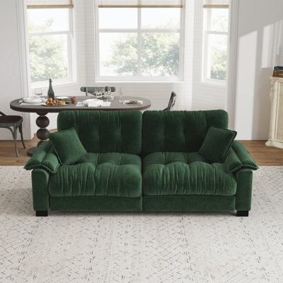 Canapé moderne plissé en chenille verte de 94 pouces à trois places, équipé d'un support à ressorts durable et de coussins en mousse épaisse et dense.