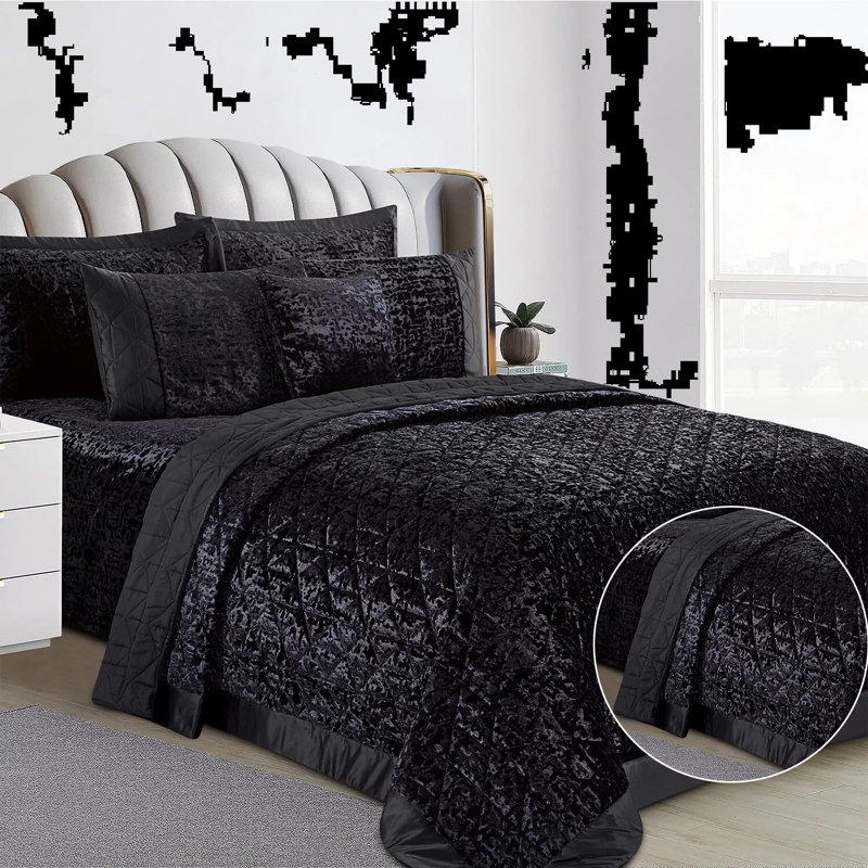 Velvet Bedspread with Pillow Shams, Black, Super King Bedspread+ 2 Standard Shams