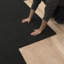 Carreau de tapis auto-adhésif en polyester de qualité supérieure 24 po x 24 po intérieur / extérieur (paquet de 15) (60 pieds carrés / boîte)-188941875