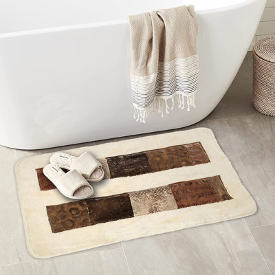 Savanna Chic Animal Print Bath Mat - Luxury Contemporary Decor for Stylish Bathrooms, Unique Design Shower Rug, Perfect for Western Country Bath and Tub Decor