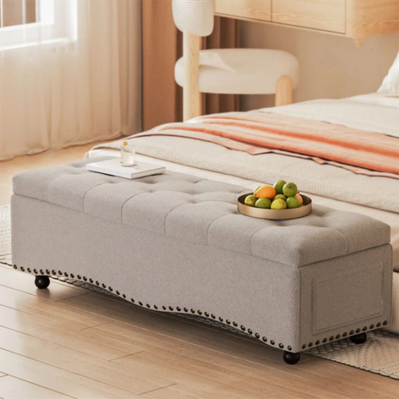 Repose-pieds en cuir avec garniture cloutée American