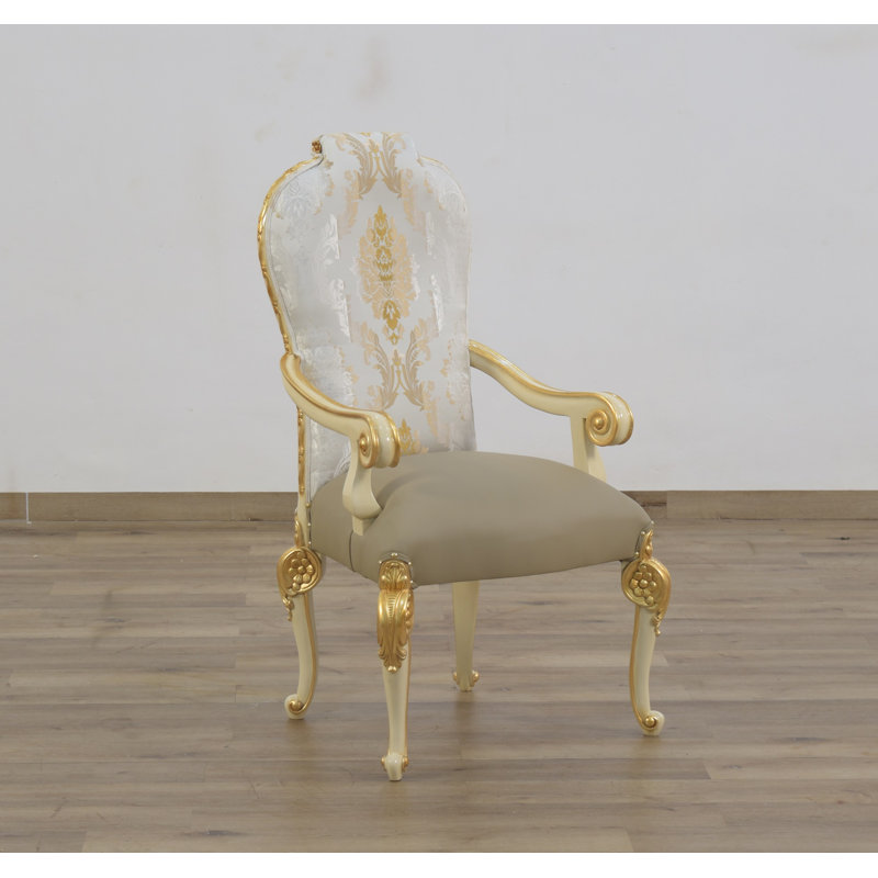 Chaise avec accoudoirs en cuir Saltford, Beige / or foncé