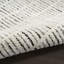 Tapis géométrique rectangulaire en polyester tissé à la machine en blanc-1315411560