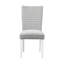Chaise parsons en velours capitonné Staccato