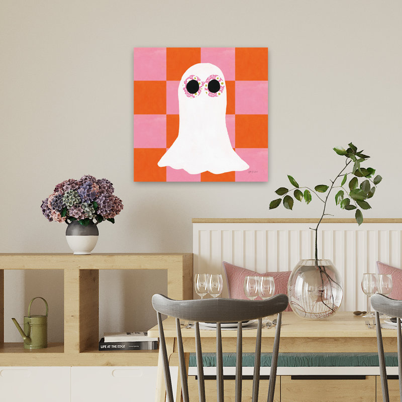 Hallo-Retro V Art, 18" H x 18" W