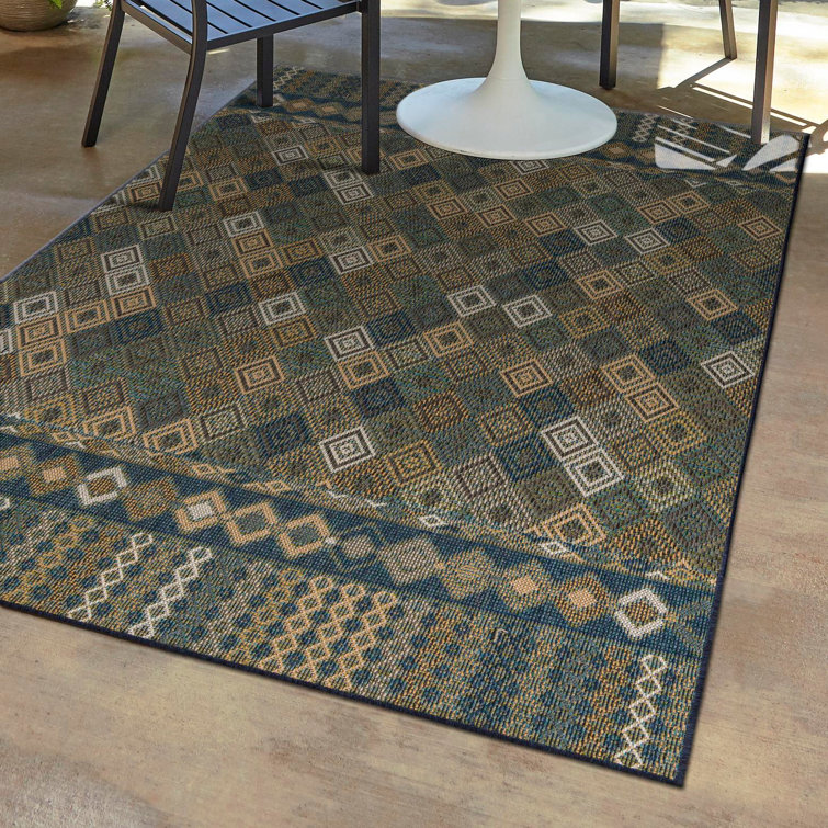 Jacole Offee Indoor/Outdoor Rug